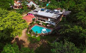 Velinn Pousada Bali Itamambuca